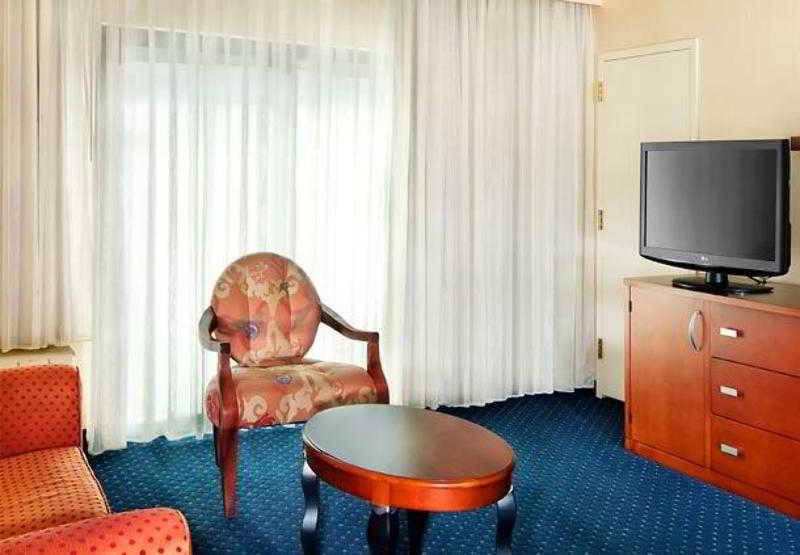 Courtyard By Marriott Dallas Richardson At Spring Valley Номер фото